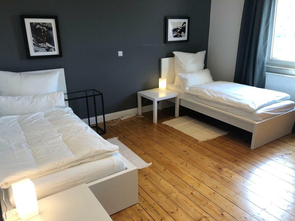 Luxe Apartment Am Rhein ヴォルムス エクステリア 写真